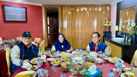 Prof. Jamaluddin Jompa Kembali Pimpin Unhas, Tegaskan Pentingnya Kolaborasi untuk Kemajuan Pendidikan dan Dunia Usaha