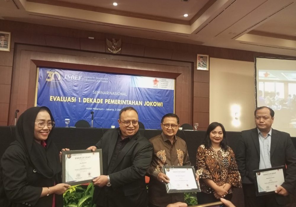 9. Evaluasi Dekade Jokowi